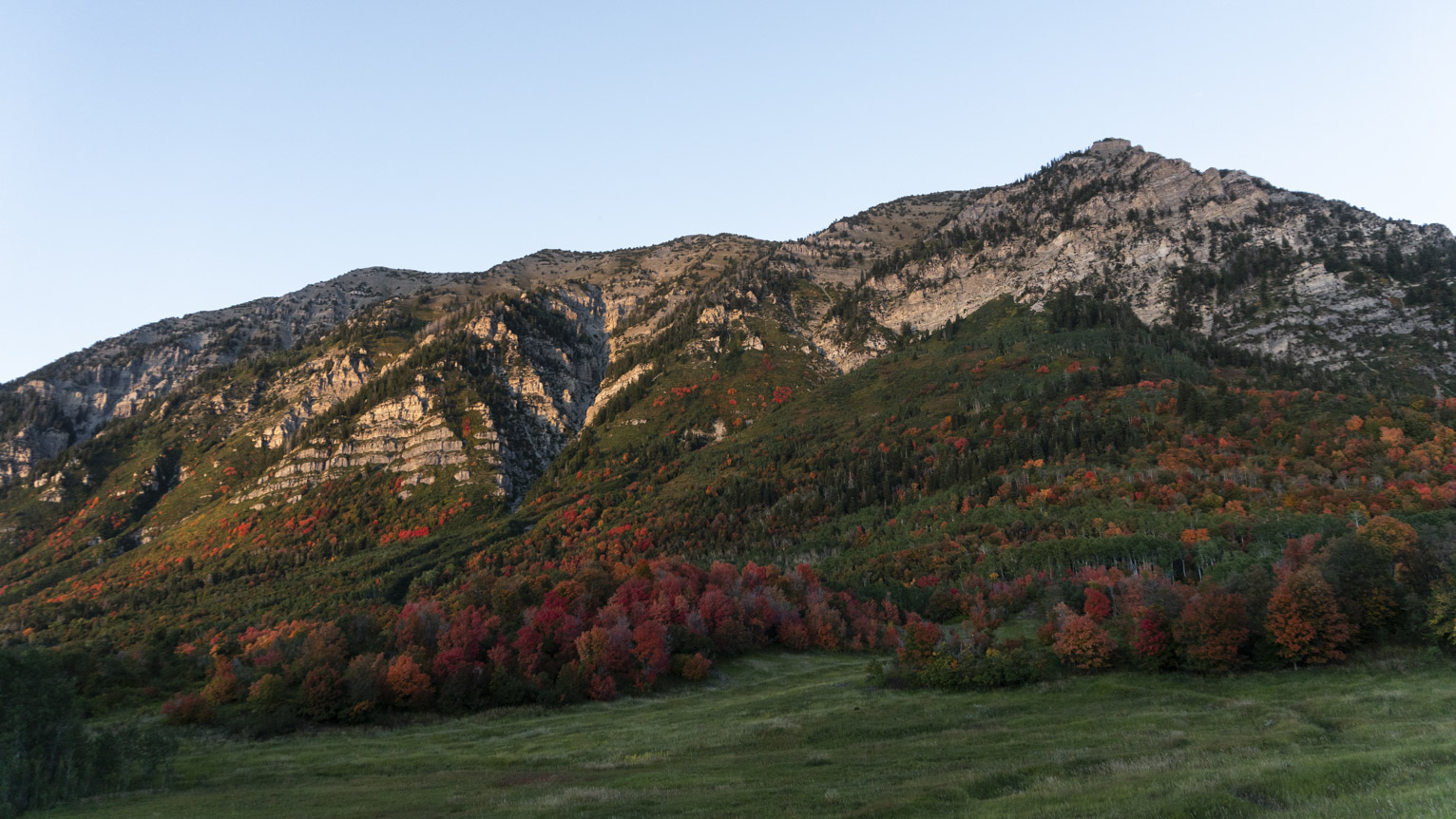 Gorgeous mountains dressed in green and red